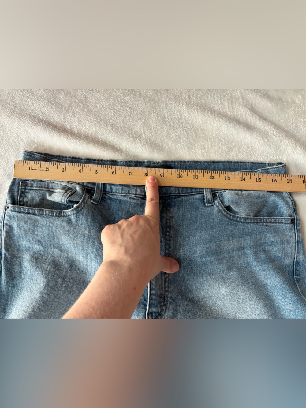 Uniqlo High Rise Wide Straight Leg Jeans Medium Wash Blue Denim Size 32 - Picture 6 of 15